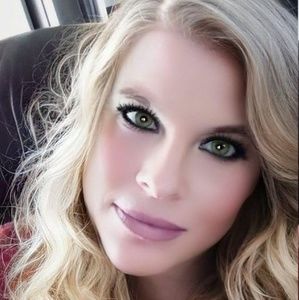 Meet your Posher, Brandy